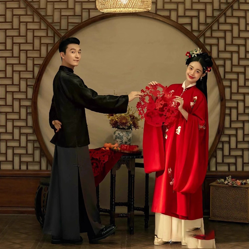 中国风主题摄影服喜嫁复古新娘长衫宋制回门订婚敬酒服汉服秋新款
