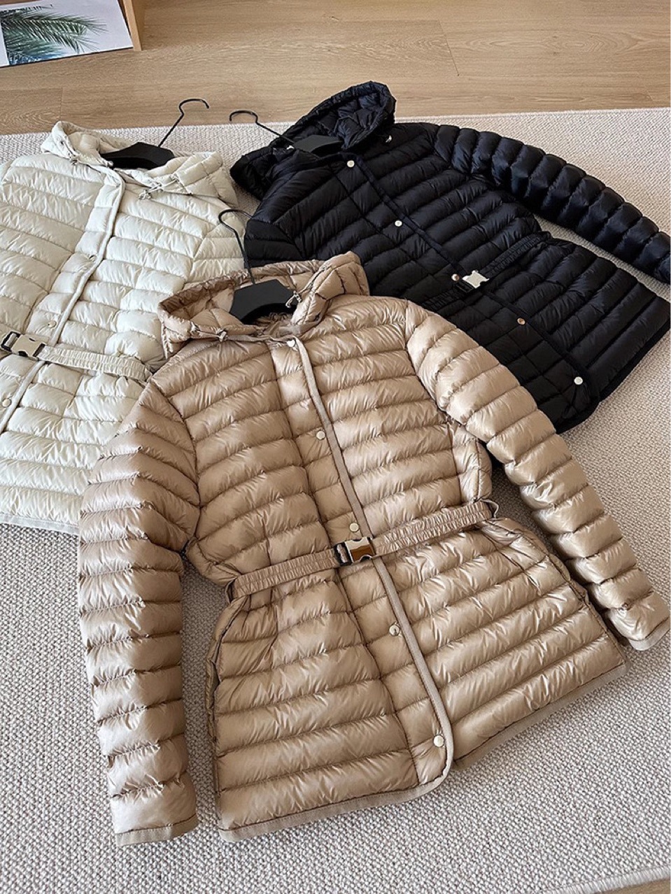 Women's Short Hooded Cotton Coat For Winter Stylish Warm Jacket_voghion.com