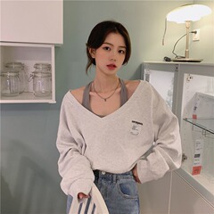 v领挂脖假两件短款长袖卫衣女秋季薄款设计感小众宽松两件套上衣