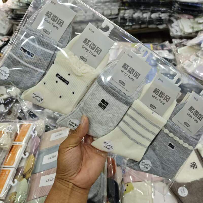 2026 Fall/Winter New Women's Mid-Calf Socks, Ins Trend Gray Series, Versatile Korean Style College Style Cotton Socks for Girls 2026 Fall/Winter New Women's Mid-Calf Socks, Ins Trend Gray Series, Versatile Korean Style College Style Cotton Socks for Girls
