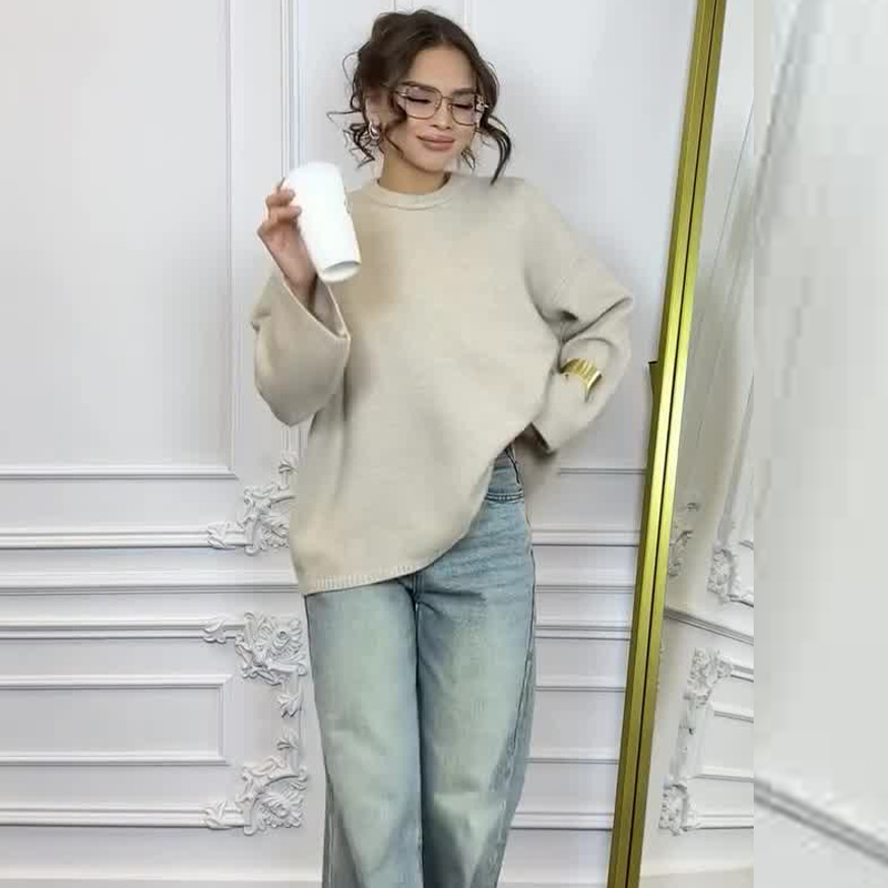 2024 otoño nuevo estilo europeo y americano Amazon transfronterizo explosión de ropa de mujer de color sólido perezoso viento suéter delgado versátil
