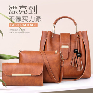 �羳�¿�Ůʿ��ĸ�����װ�2022�n��������μ��ľ��������