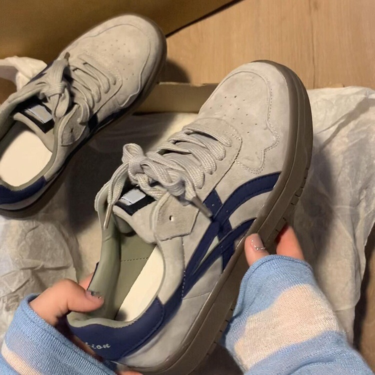 Thick-Soled German Training Shoes for Women, 2026 Spring Sports Casual Retro Breathable Student Sneakers, Trendy Breathable Height-Increasing Shoes