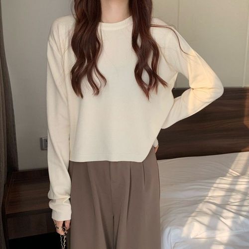 Short Cropped Knit Top for Women, 2025 Fall/Winter Collection: Loose-Fitting Crew-Neck Base Layer with Long Sleeves, Available in Solid Colors