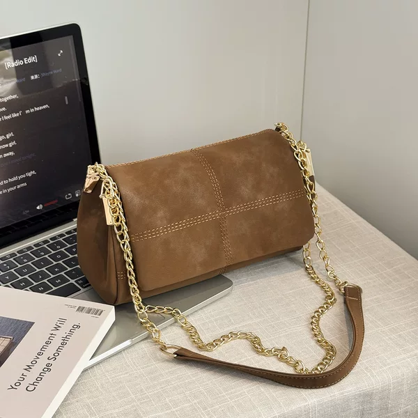 Commuting Tote Bag, Fashionable and Stylish Bag, Large Capacity Women's New Shoulder Bag, Korean Style Large Capacity Chain Small Square Bag