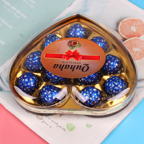 典趣12粒蓝色果仁巧克力礼盒装喜糖圣诞节礼物休闲零食批发