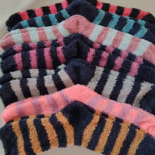 Оптовая продажа полный чулок с половинкой бархат осенние и зимние домашние родов теплые мягкие чулки напольные спящие чулки оптом