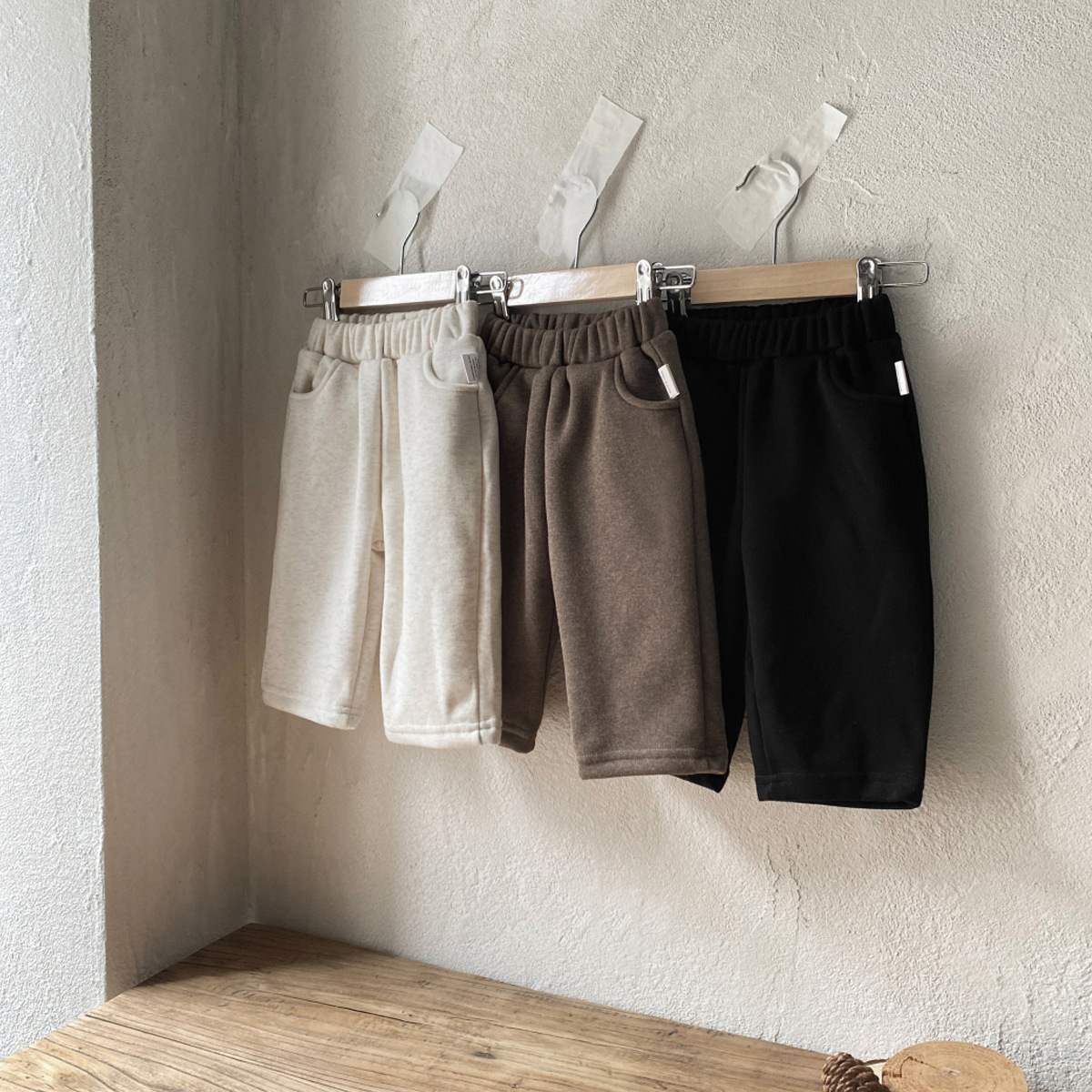 婴儿婴童秋冬纯色加绒保暖简约打底裤新生儿婴童小宝宝外穿休闲裤