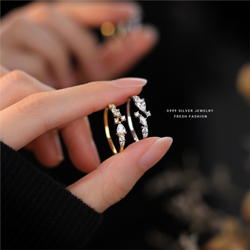 Anello zircone per donna, design stella scintillante in argento_voghion.com