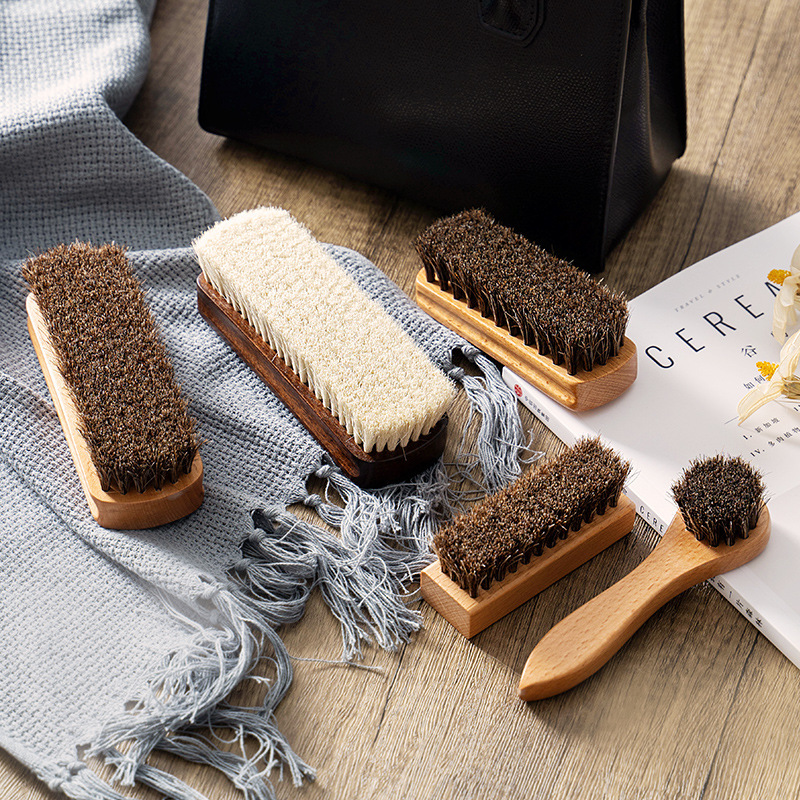 Horse fur shoe brush combination soft hair does not hurt shoes household wood polished leather shoe polish brush professional shoe brush suit Horse fur shoe brush combination soft hair does not hurt shoes household wood polished leather shoe polish brush professional shoe brush suit