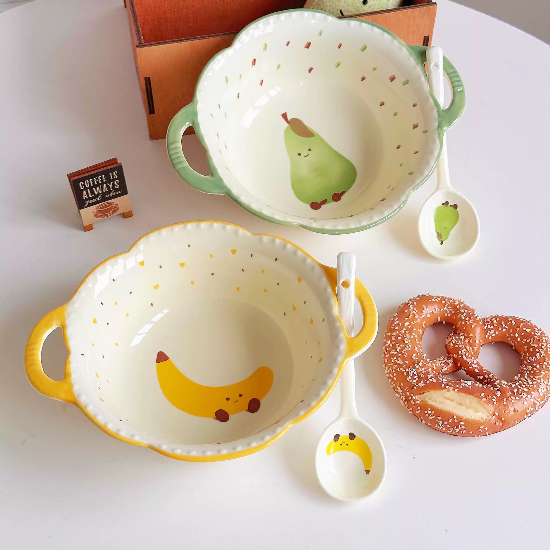 [4-piece set] [Banana + Green Pear] 8.5-inch double-ear soup bowl + spoon