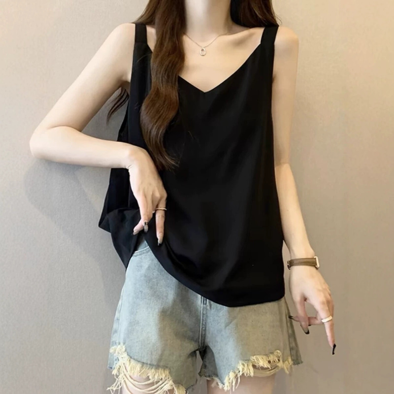Plus-Size Tummy-Covering Sleeveless Camisole for Women, 2026 New Summer Style, Outerwear or Inner Layer for Suits, Suitable for Plus-Size Women