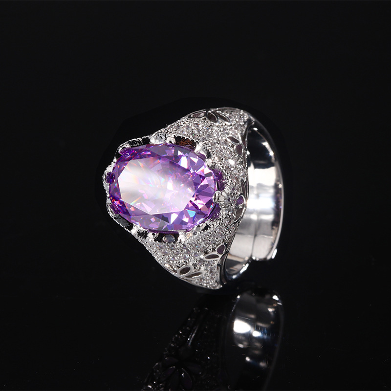 Zhuang Sheng joyas cobre inferior chapado en oro de alto carbono diamante Flor de hielo elegante luz de lujo huevo de Paloma luz anillo de lujo hembra 10*14