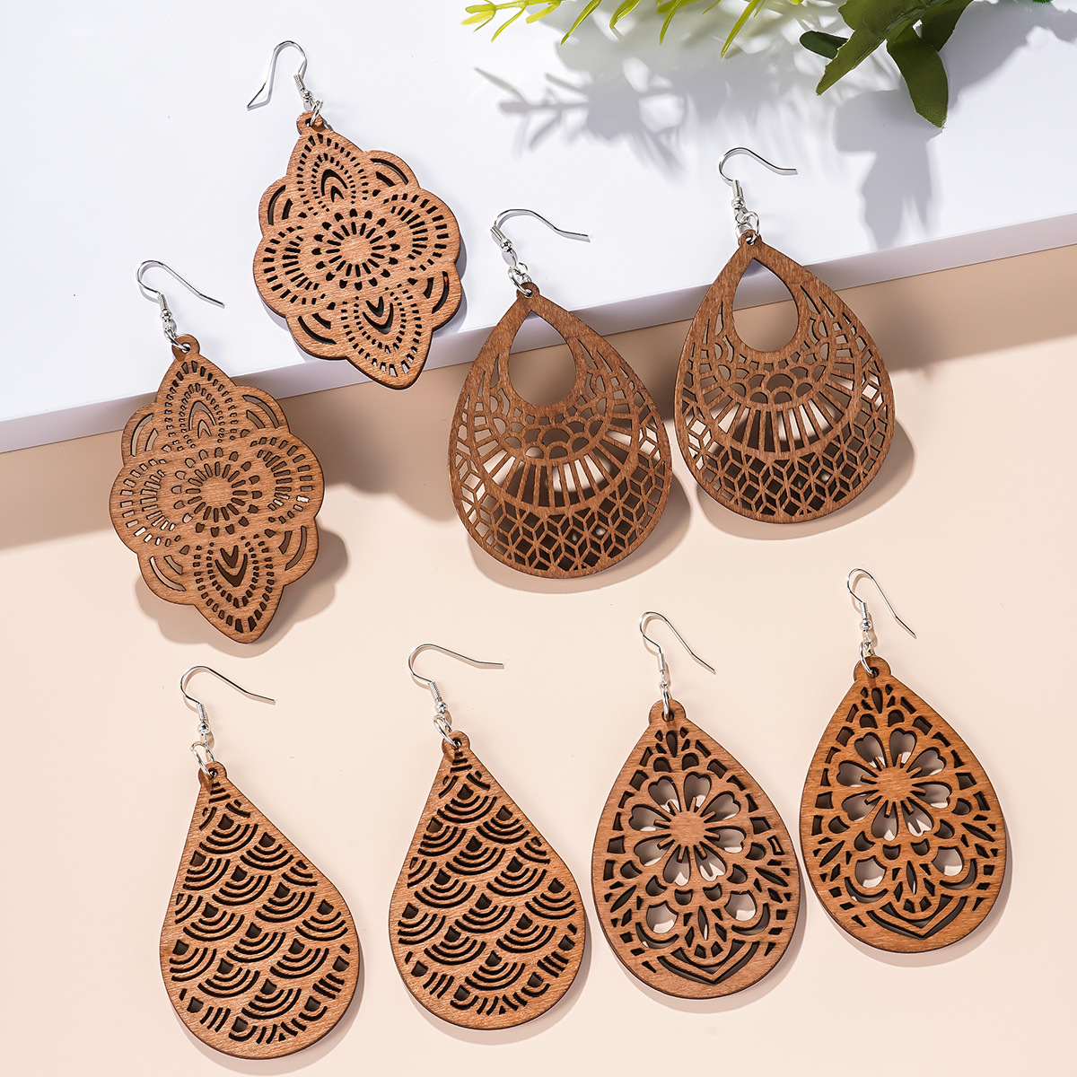 Retro wooden geometric fashionable earrings drop-shaped