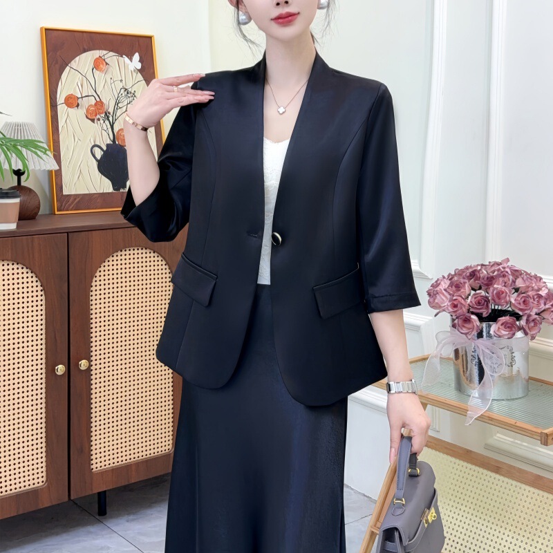 2026 Summer New Style High-End Thin Satin Blazer for Women, Petite Collarless Suit for Commuting