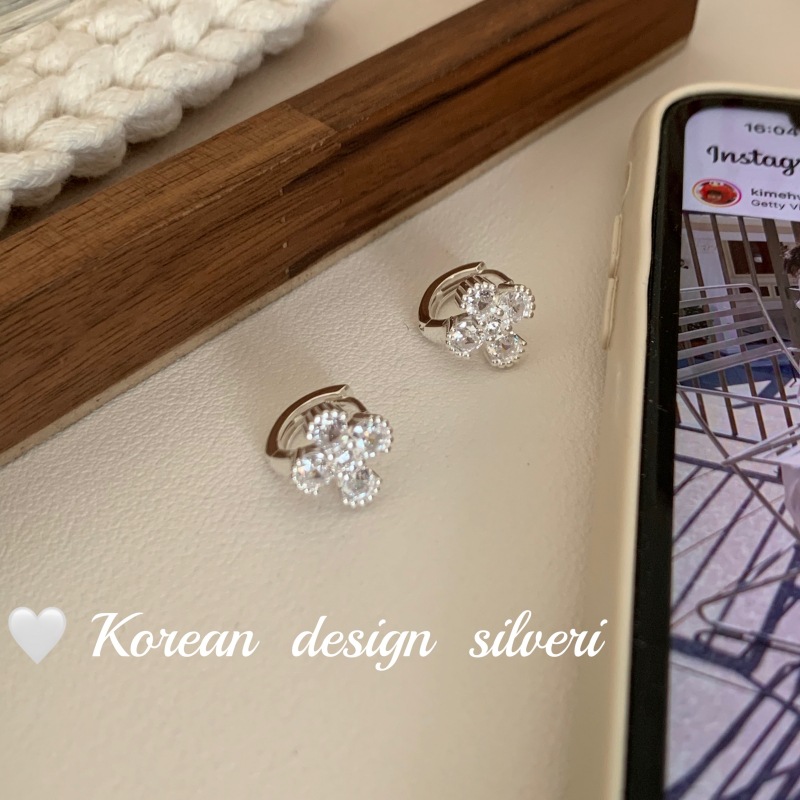 S925純銀耳環女鑲鑽四葉草甜美ins風時尚耳扣養耳洞耳飾品新款潮