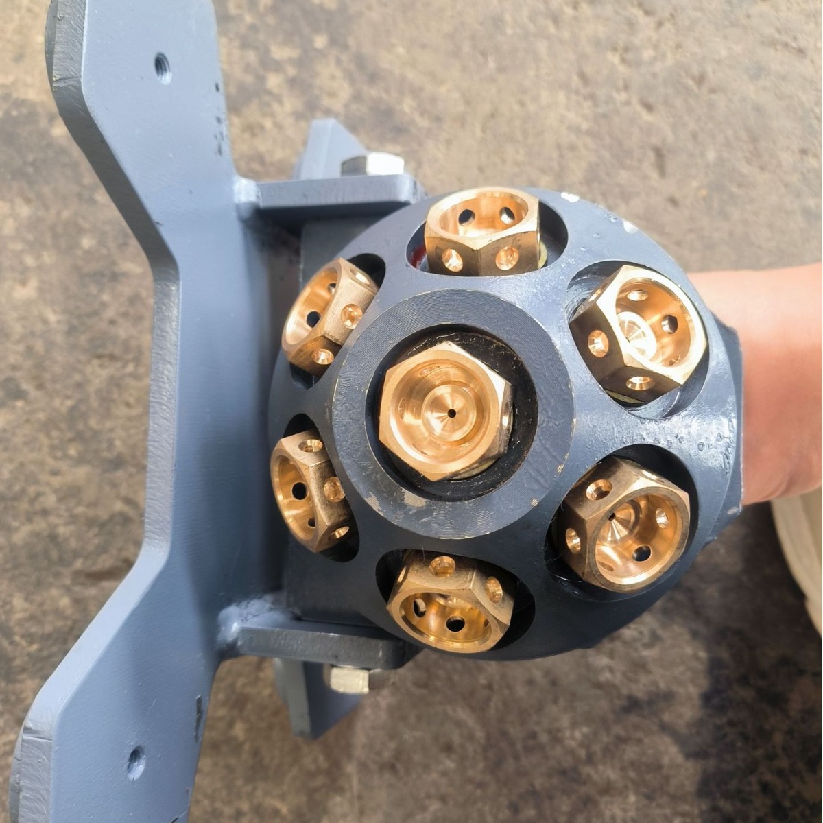 莲花喷头装置 矿用降尘除尘用 配强磁底座 安装方便 掘进机喷雾降