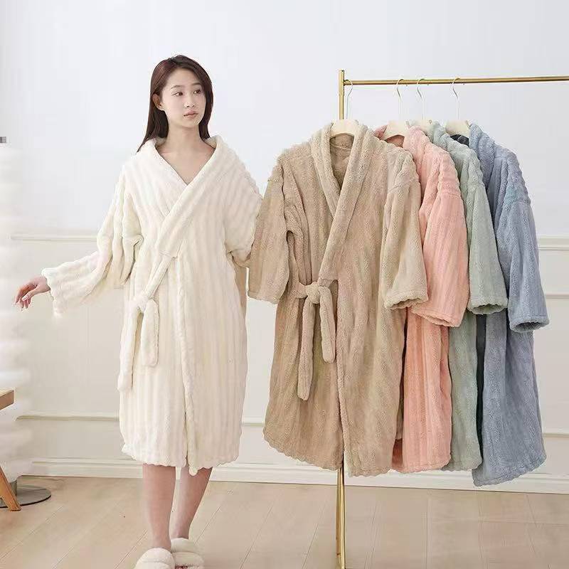 Cross-Border Coral Fleece Bathrobe and Towel Set, Face Towel, Tote Bag, Wedding Favors, Bathrobe Gift Box, Bath Towel