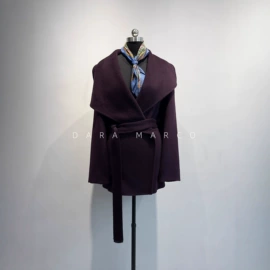 女式毛呢外套;休闲裤;女式羊绒外套