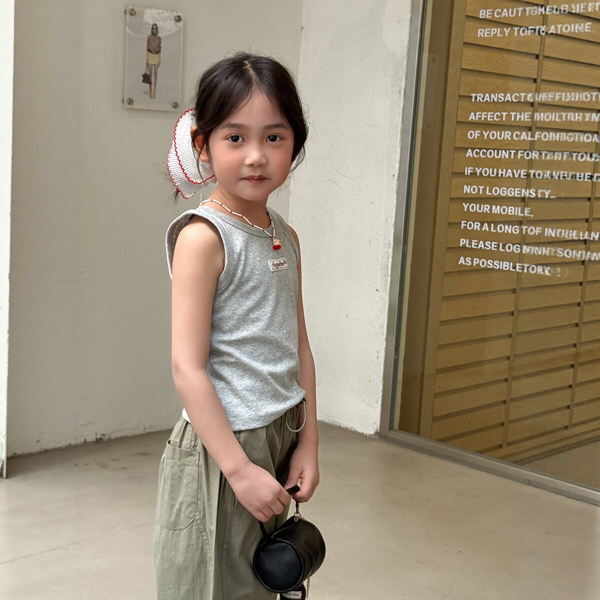Girls' Summer Korean-Style Sleeveless Cotton Vest with Trendy Patch Design, Children's Fashionable Top, Versatile Summer Wear, Boys' Vest