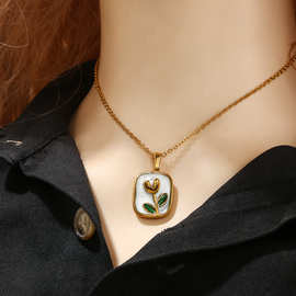 新款钛钢莫奈花园油画风项链吊坠女花朵珍珠不锈钢饰品锁骨链现货