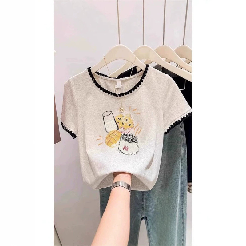 2026 Summer New European Style Women's Short-Sleeve T-Shirt with Korean Design, Unique and Distinctive Spliced Lace Top