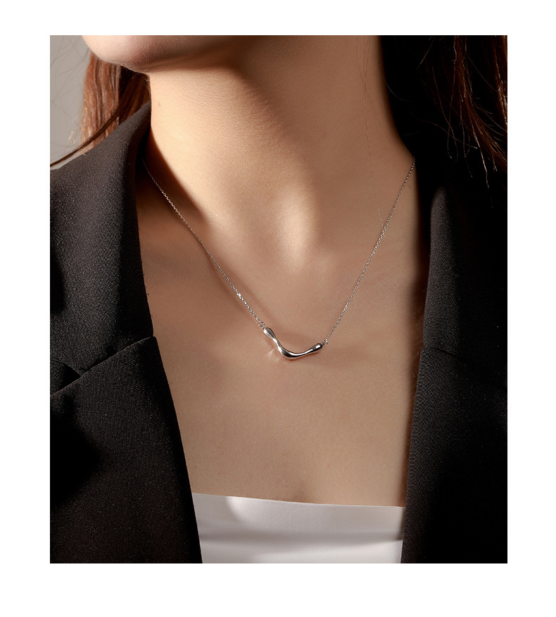 V Shape Pattern 925 Sterling Silver Cable Chain Plating V Shape Necklace