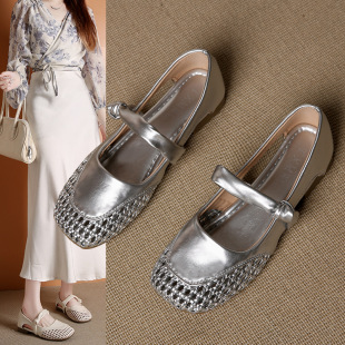 2025 New Women's Round-Toe Fashionable Versatile Summer Retro Single Shoes Roman Sandals Women's Hollow Breathable Sandals