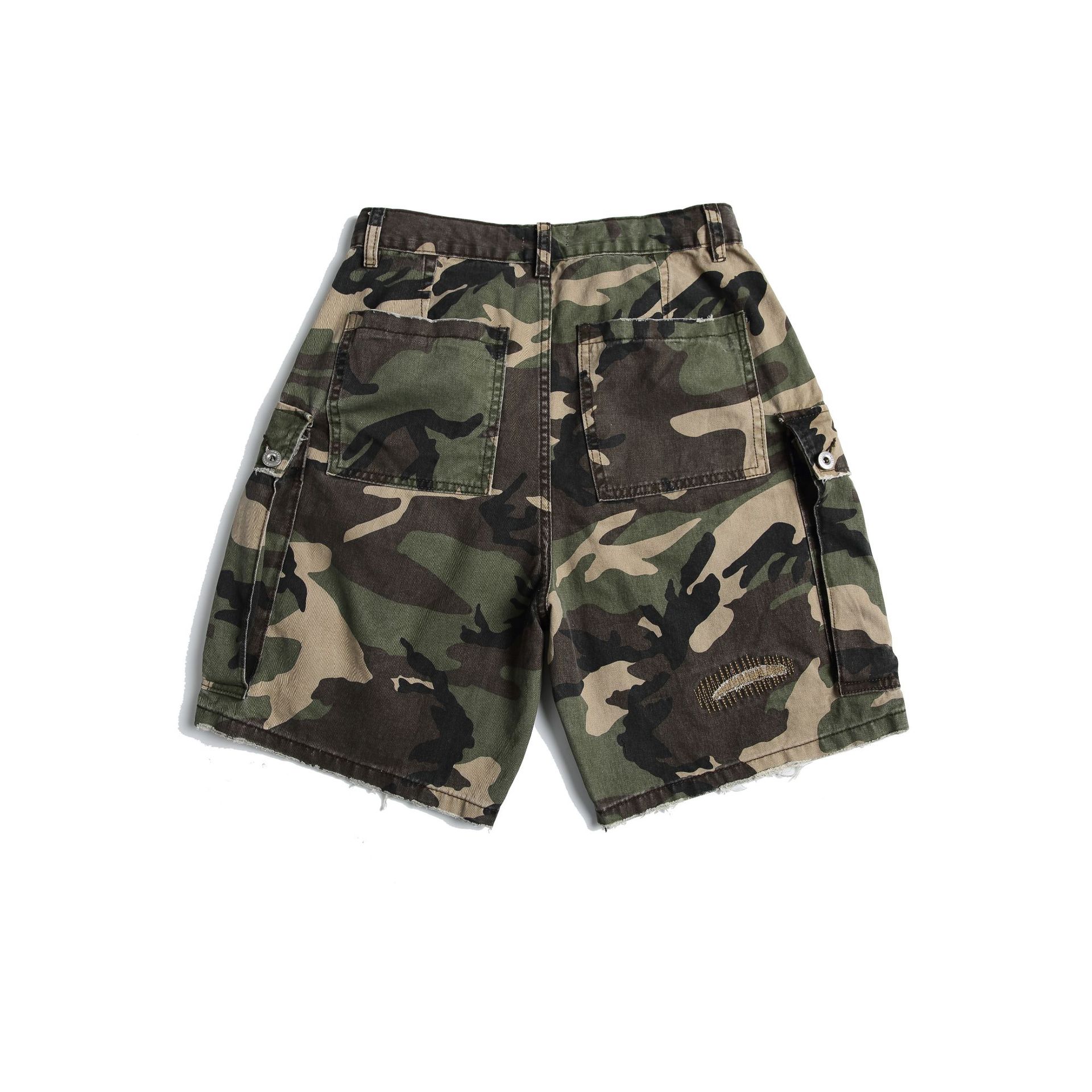 Japanese retro camouflage shorts for men and women