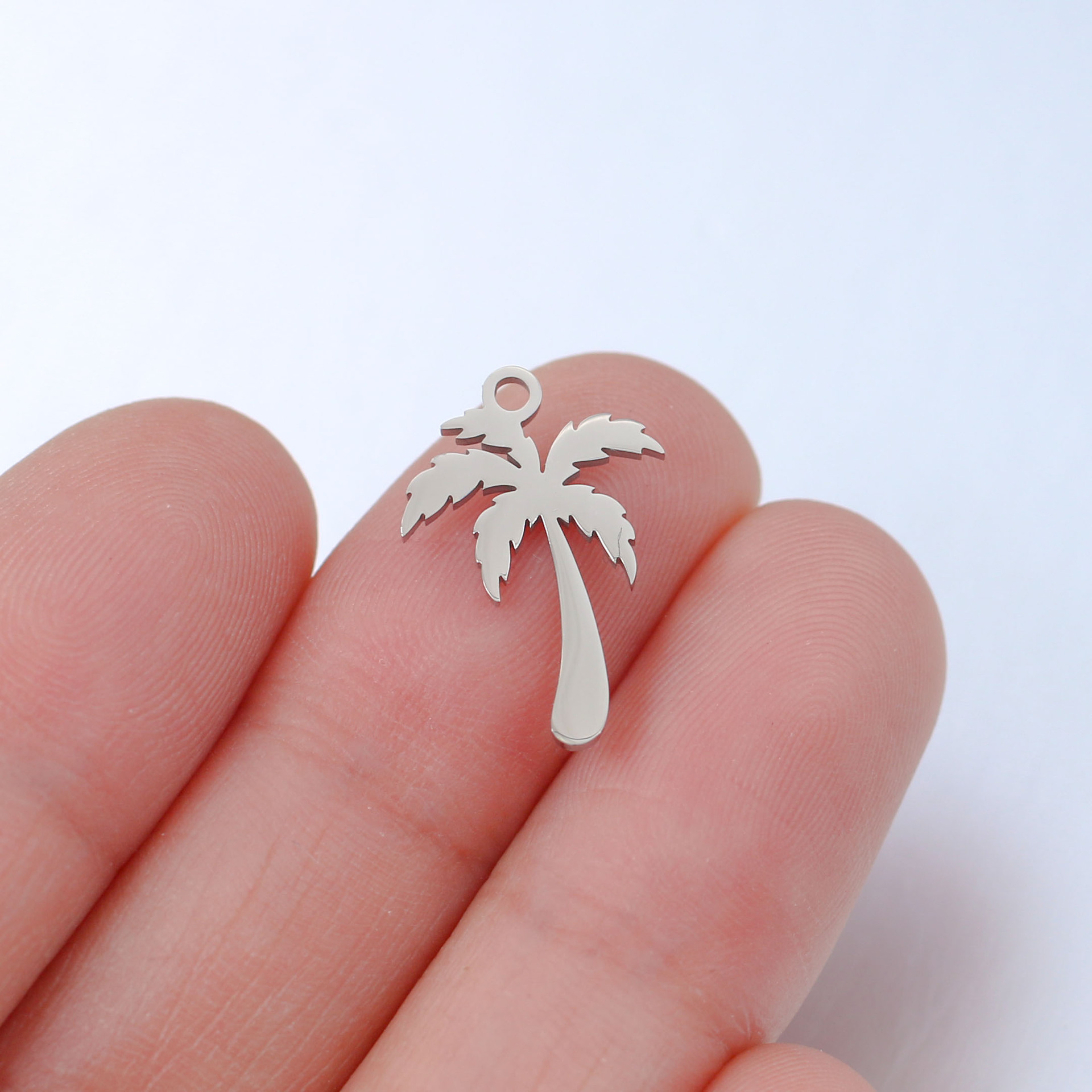 4g Weight Pendant Jewelry Making Type DIY Jewelry Accessories Classification 5 PCS/Package Quantity 304 Stainless Steel Material Coconut Tree Pattern Plating Design Vacation Style 5 PCS/Package 304 Stainless Steel Coconut Tree Pendant 5