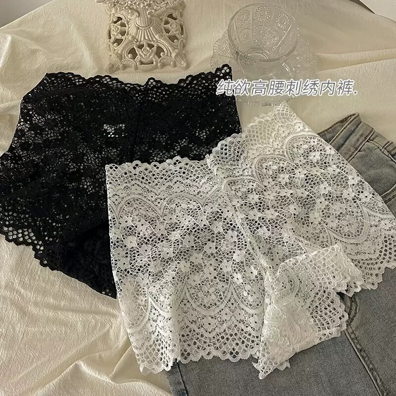 French-Style Sexy Lace Boxer Briefs for Women, Hollow-Out Seamless Ultra-Thin Black Peach-Butt High-Waisted Young Women's Panties French-Style Sexy Lace Boxer Briefs for Women, Hollow-Out Seamless Ultra-Thin Black Peach-Butt High-Waisted Young Women's Panties