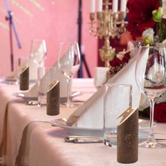 Creative American Rustic Wooden Chip Pine Tree Wood Piles Wedding Table Decorations, Business Card Holders, Number Plaques, and Wooden Clips—Perfect as Gift Items