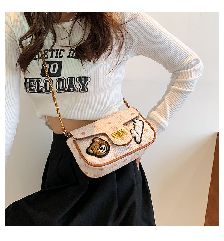 Women's Cute Fashion Solid Color Soft Surface Square Buckle Shoulder Bag Square Bag Pu Leather Shoulder Bags display picture 6