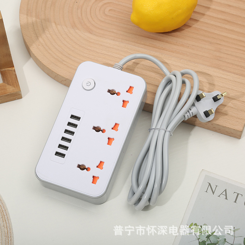 6USB Z64 # 3A caja de color neutral de carga rápida inteligente en blanco y negro enchufe de paquete opcional con puerta de seguridad naranja