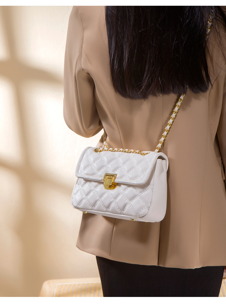 Send girlfriend mobile phone Lingge Qixi gift women's bag 2024 new handbag daily commuting_voghion.com