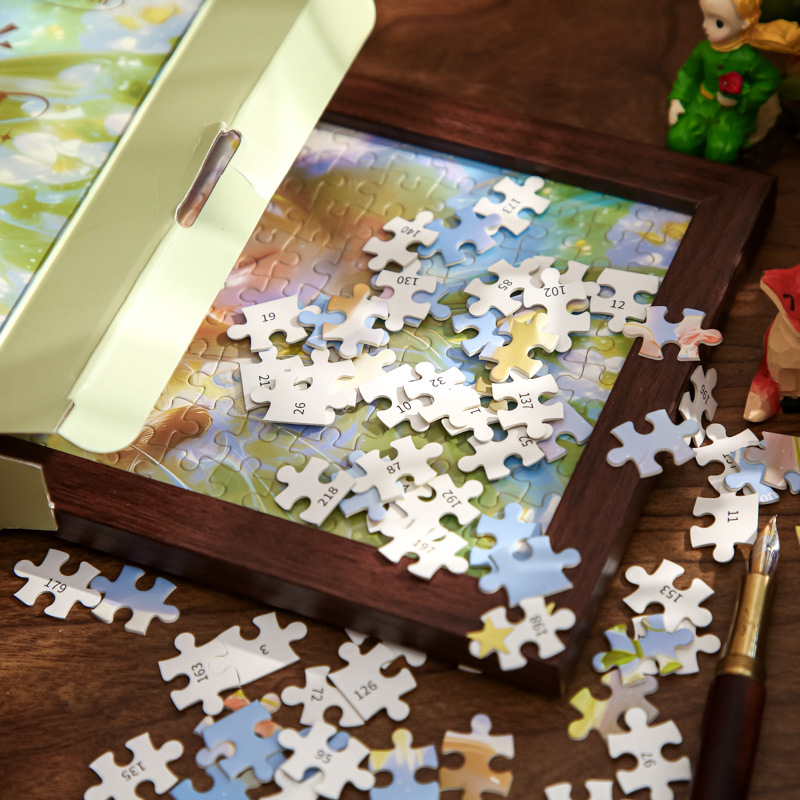 Mr. Paper Long Jigsaw Caja de regalo Guangyu Planet Series Rompecabezas de escritorio de bricolaje de estudiante romántico de alto valor Adornos