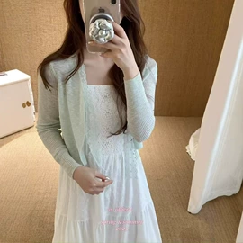 女式针织衫;半身裙;时尚休闲套装