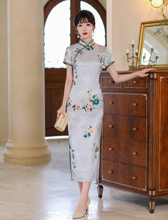 �ԸнY�����p�������Ů���۶Y�����b������|�߶��B��ȹŮ���ﶬ