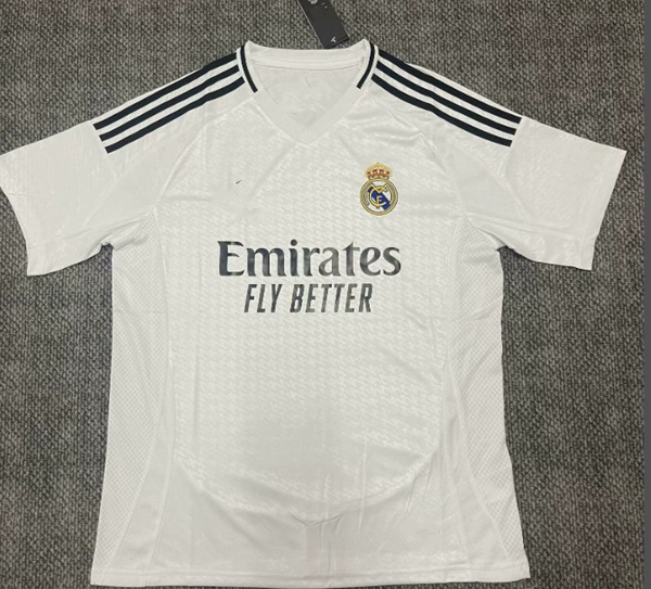 24-25 Real Madrid home