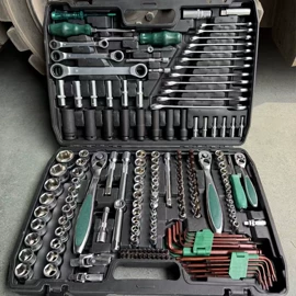 机修组合工具;套筒扳手;棘轮扳手