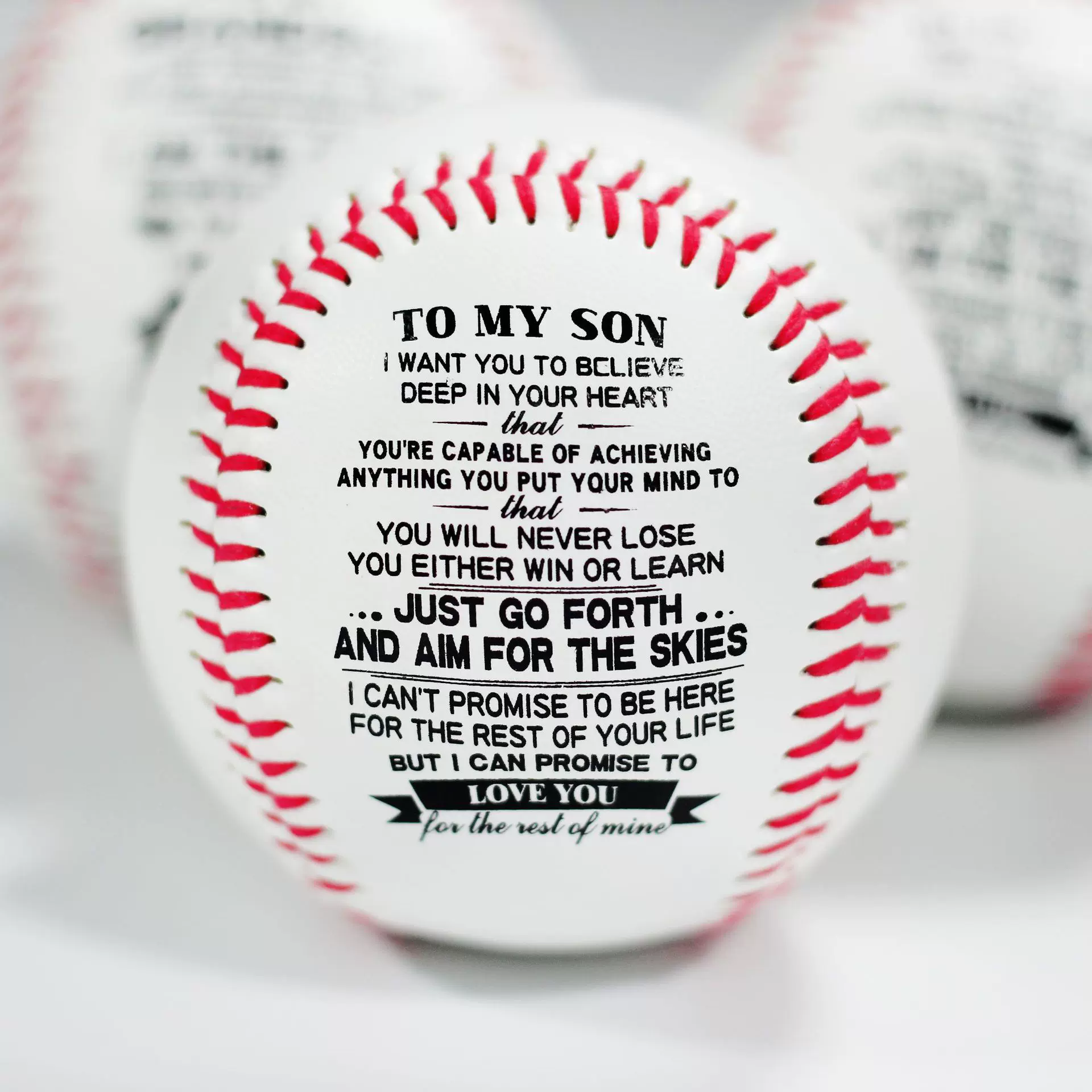 Family feeling 系列 美国热销  橡胶芯棒球 9英寸 字母印刷棒球