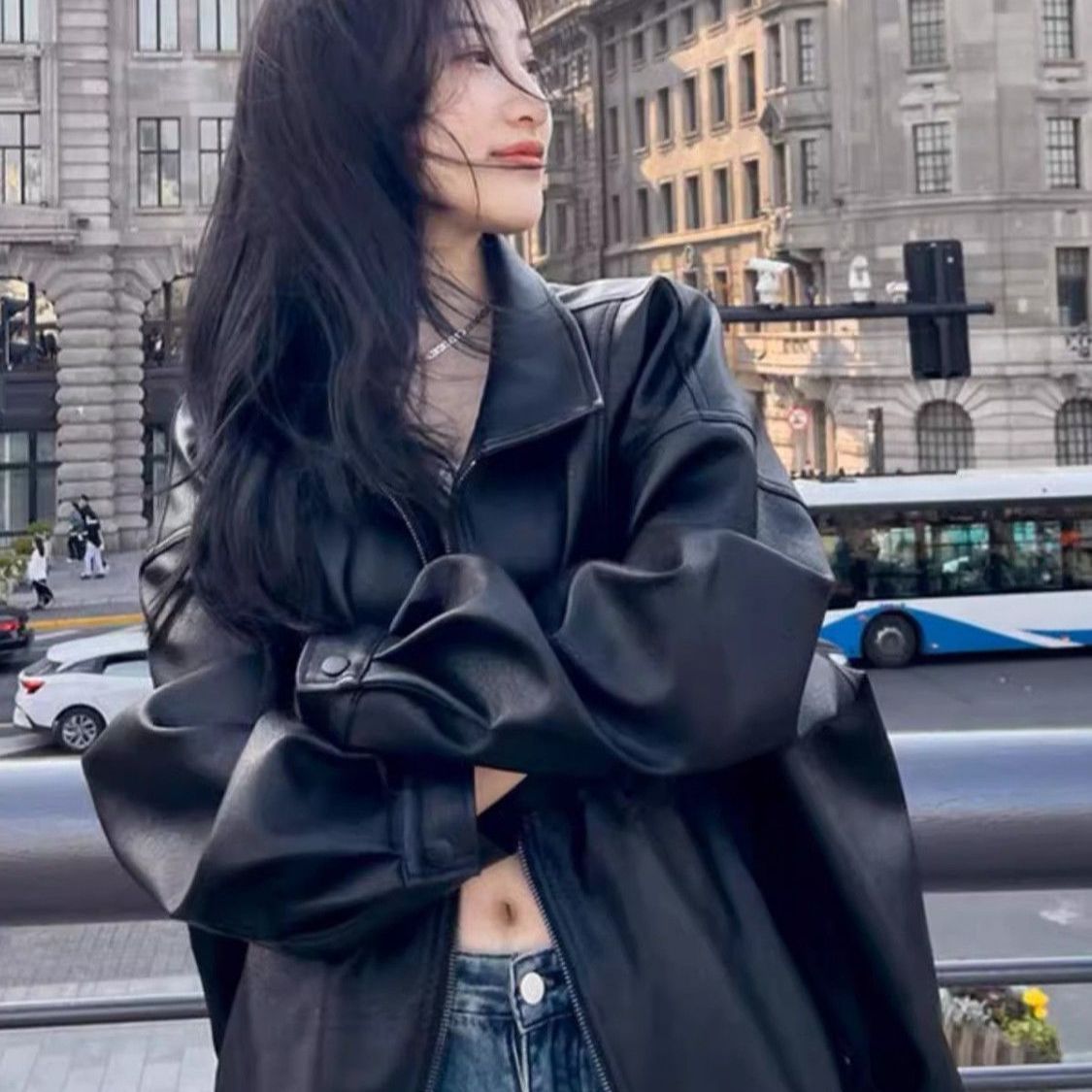 Giacca in pelle sintetica senza maniche in stile coreano - Gilet da motociclista corto da donna, cappotto con scollo quadrato di ispirazione vintage (nero, S-L)_voghion.com