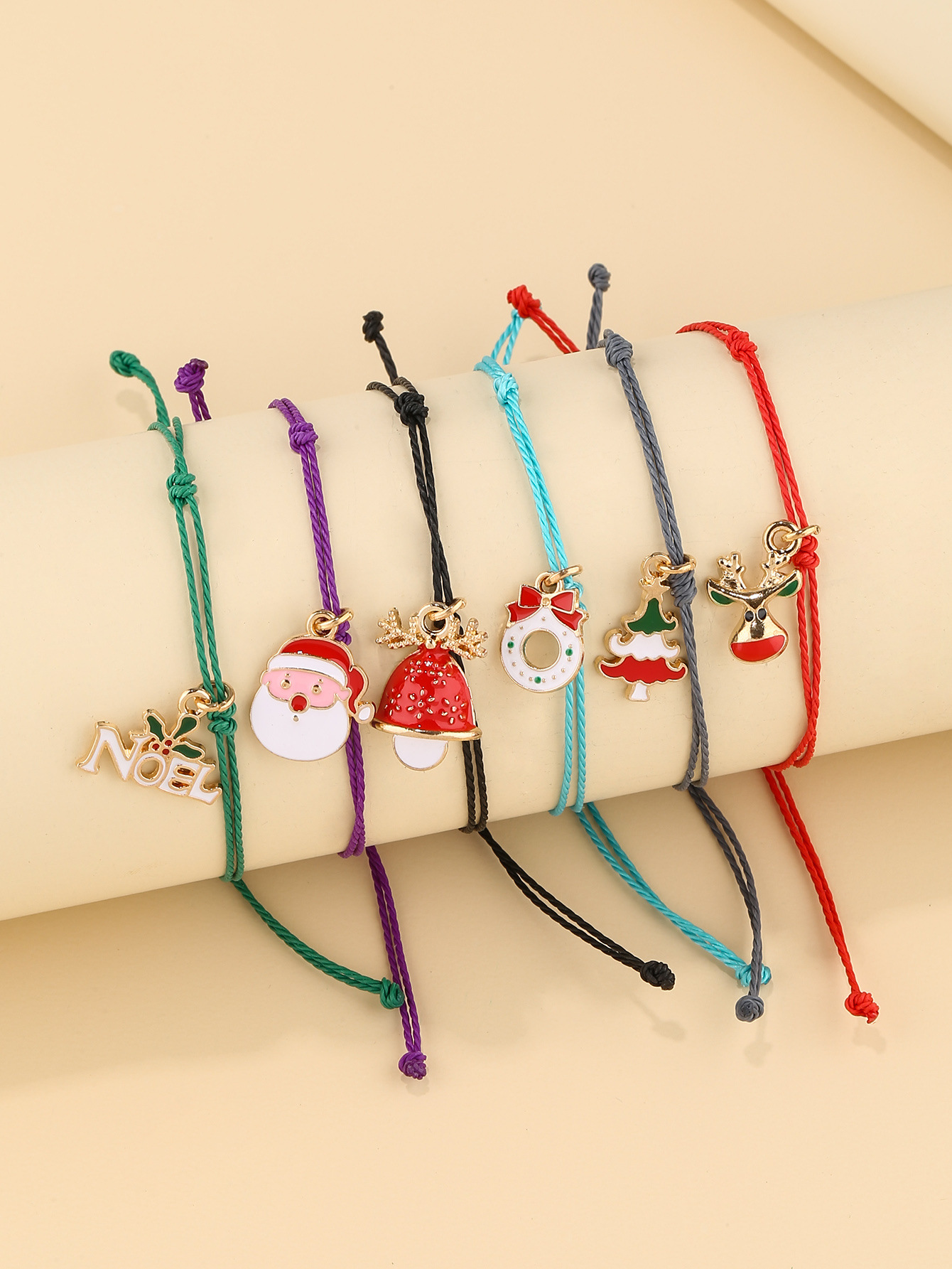 爆款圣诞元素DIY手绳圣诞老人圣诞树麋鹿铃铛合金吊坠多层手链