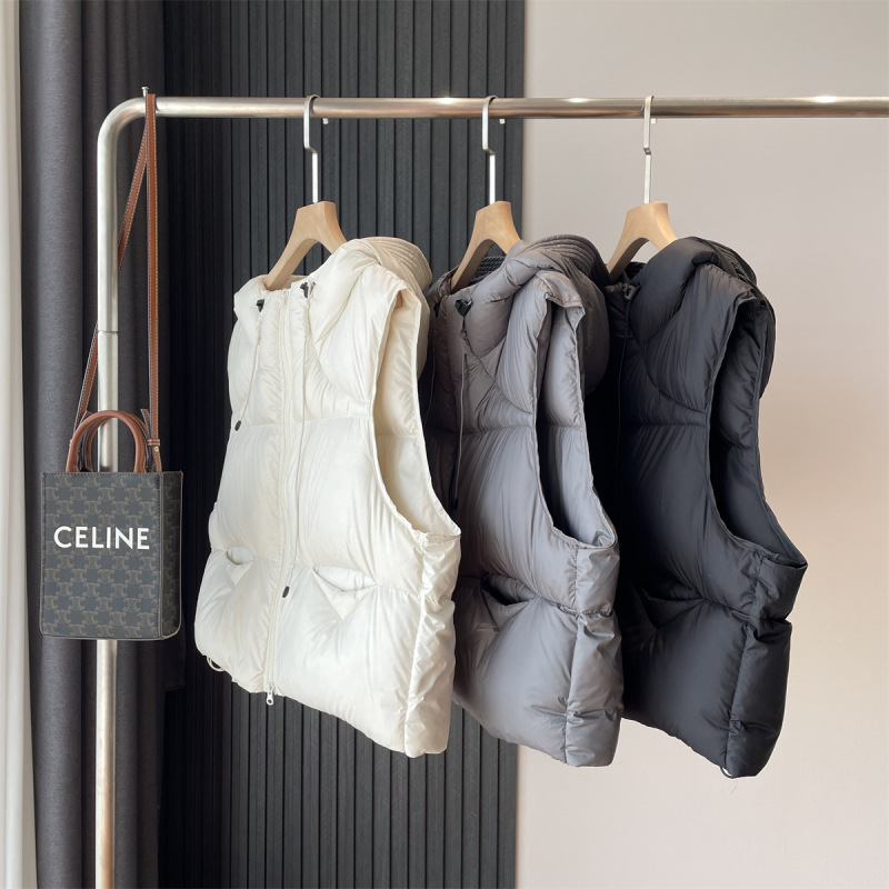 Kendou Style! White Goose down Soft Fluffy Hooded down Vest for Women G071415