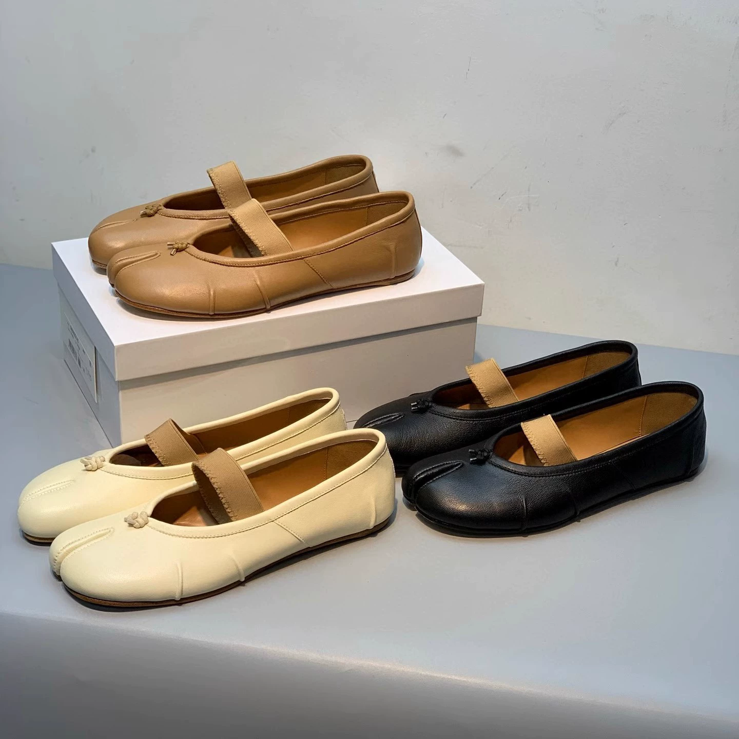 2025 новые нишевые туфли-таби из натуральной кожи с раздельным носком, на резинке, плоские, туфли-башмаки, французские туфли Мэри Джейн, плоские туфли для женщин