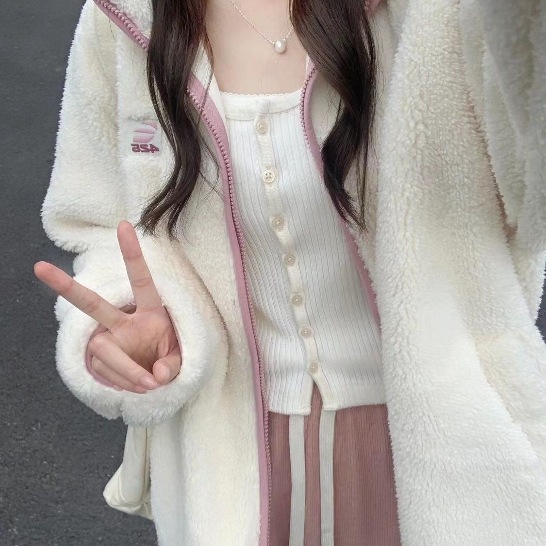 日系可爱甜系羊羔绒棉衣女冬季美拉德设计感毛茸茸保暖棉服厚外套