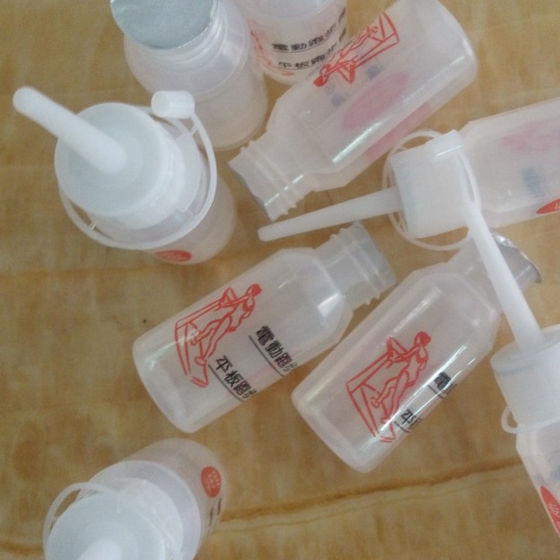 【品质见证】厂家批发销售跑步机油 跑步机保养油 小瓶装润滑油