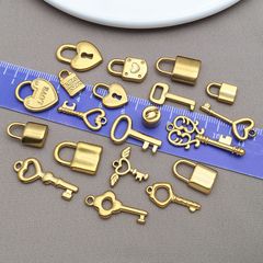 クロスボーダーステンレス鋼滑らかな愛のキーラブロックペンダントペンダントブレスレットネックレス diy ジュエリーアクセサリー材料