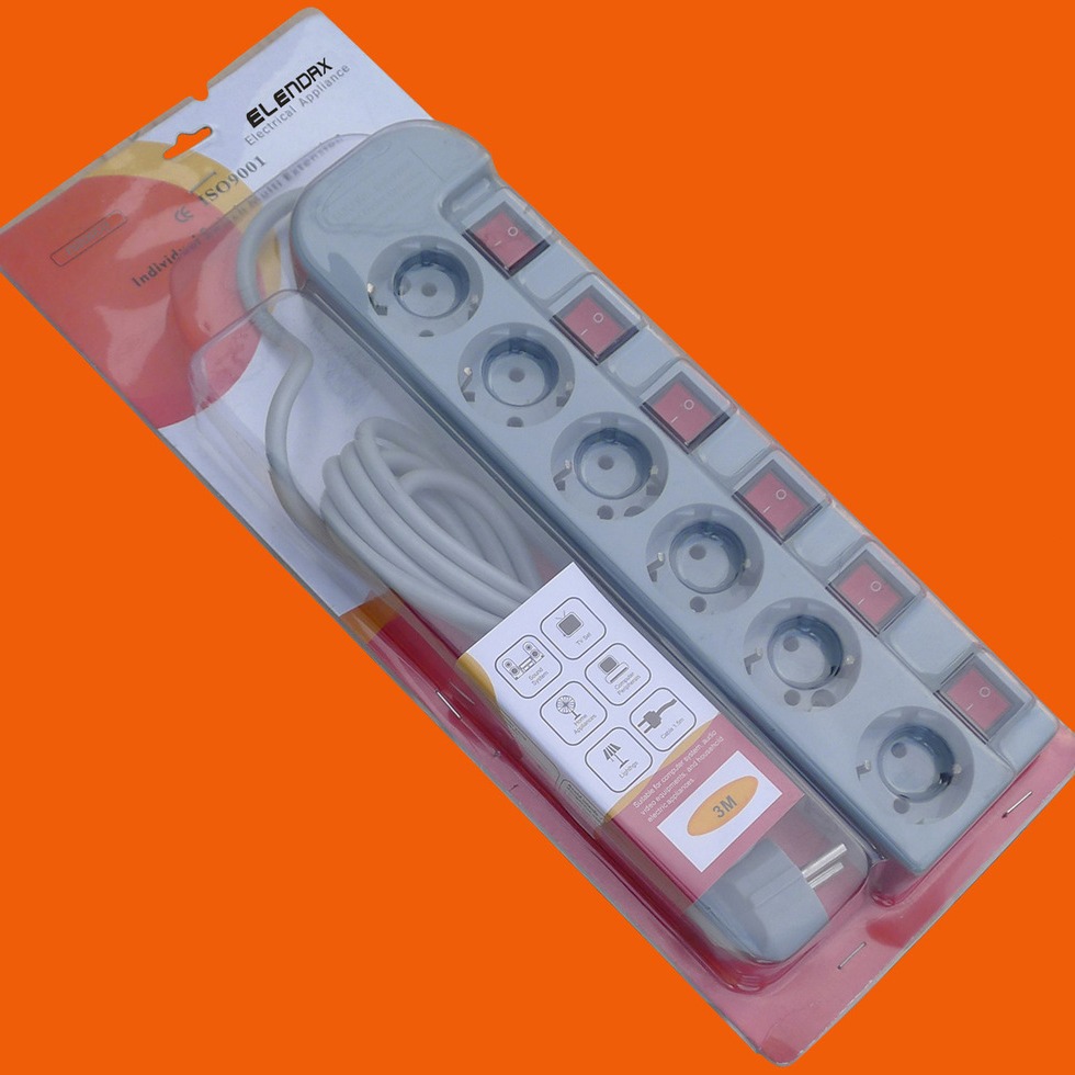 供应带接地　带儿童保护　带独立开关　六位欧式拖线板(E6006EIS)