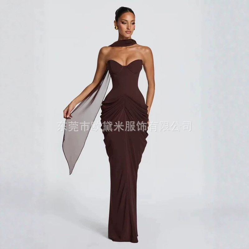 SDM261 Stylish Hot Girl Strapless Long Dress, Wholesale Direct Import with Fishbone, Recommended in Brown SDM261 Stylish Hot Girl Strapless Long Dress, Wholesale Direct Import with Fishbone, Recommended in Brown
